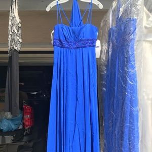 Dress great for prom or wedding